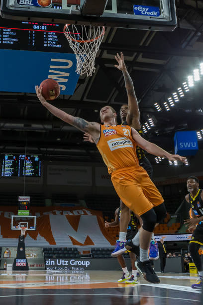 史蒂文斯谈塔图姆休战：他一直想上场 但我们想让他完全康复.