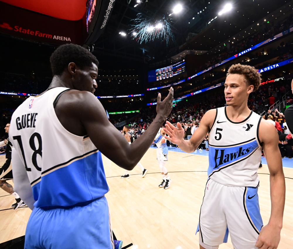 一名年轻锋 一名年轻锋