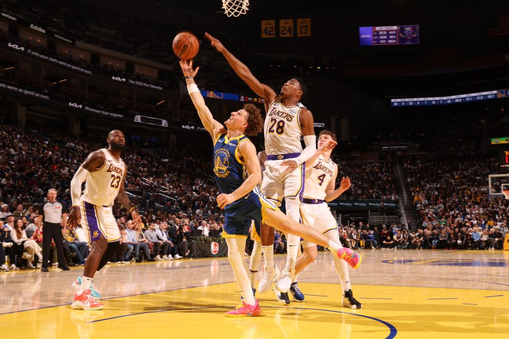 32亿欧元 32亿欧元